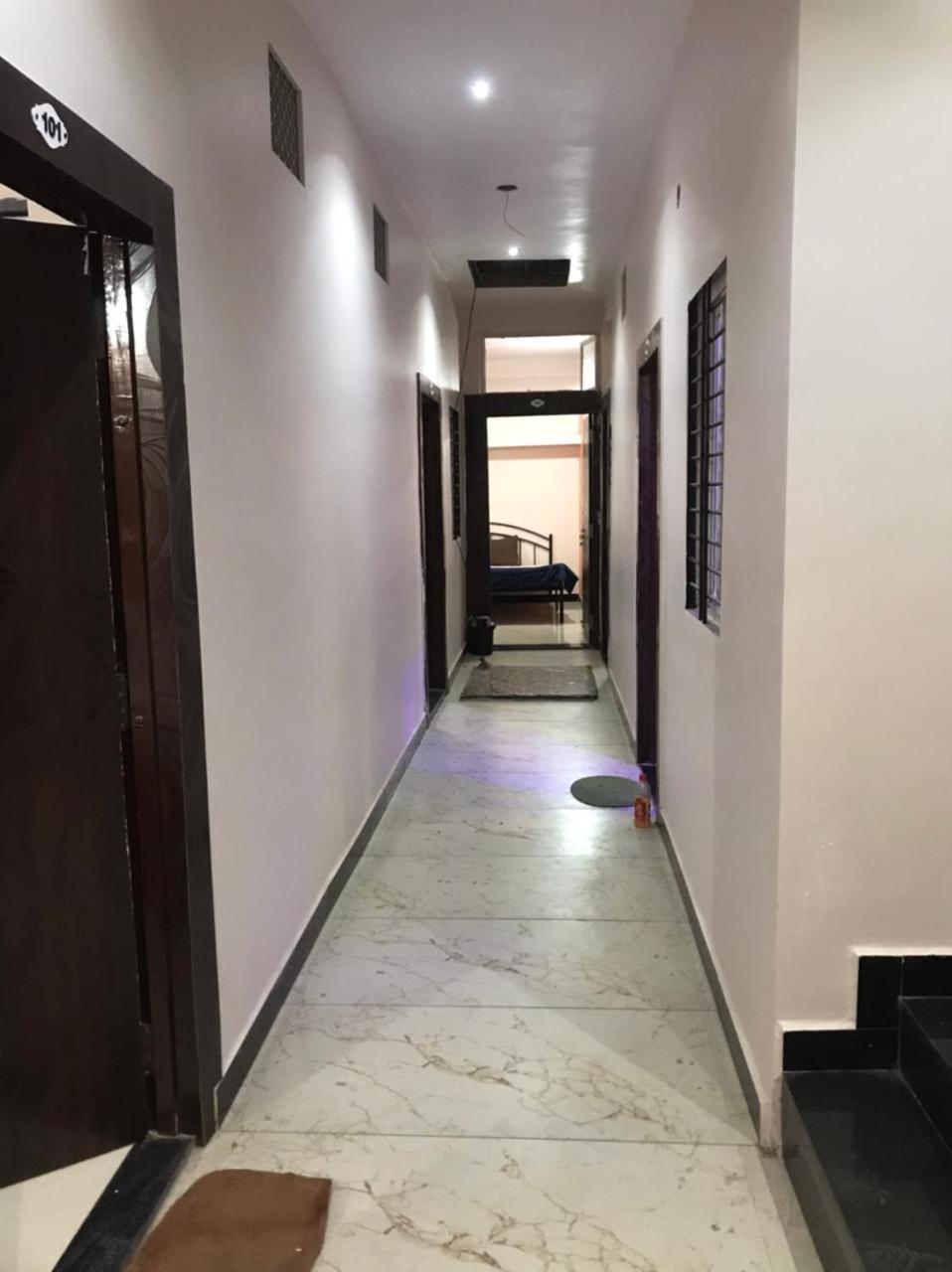 Shivlok Guest House Ujjain Exterior photo