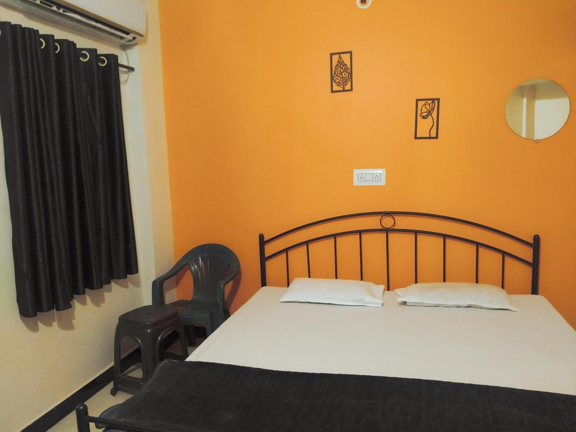 Shivlok Guest House Ujjain Exterior photo